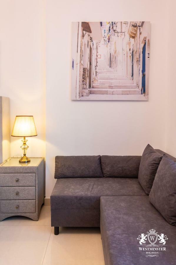 Westminster Claren Tower - Downtown Appartement Dubai Buitenkant foto